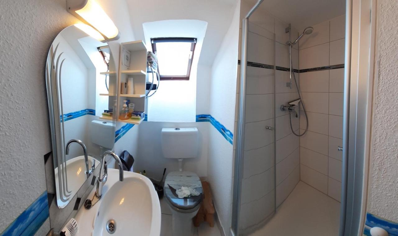Zwei Ruhige, Private Gästezimmer Nahe U-bahn *