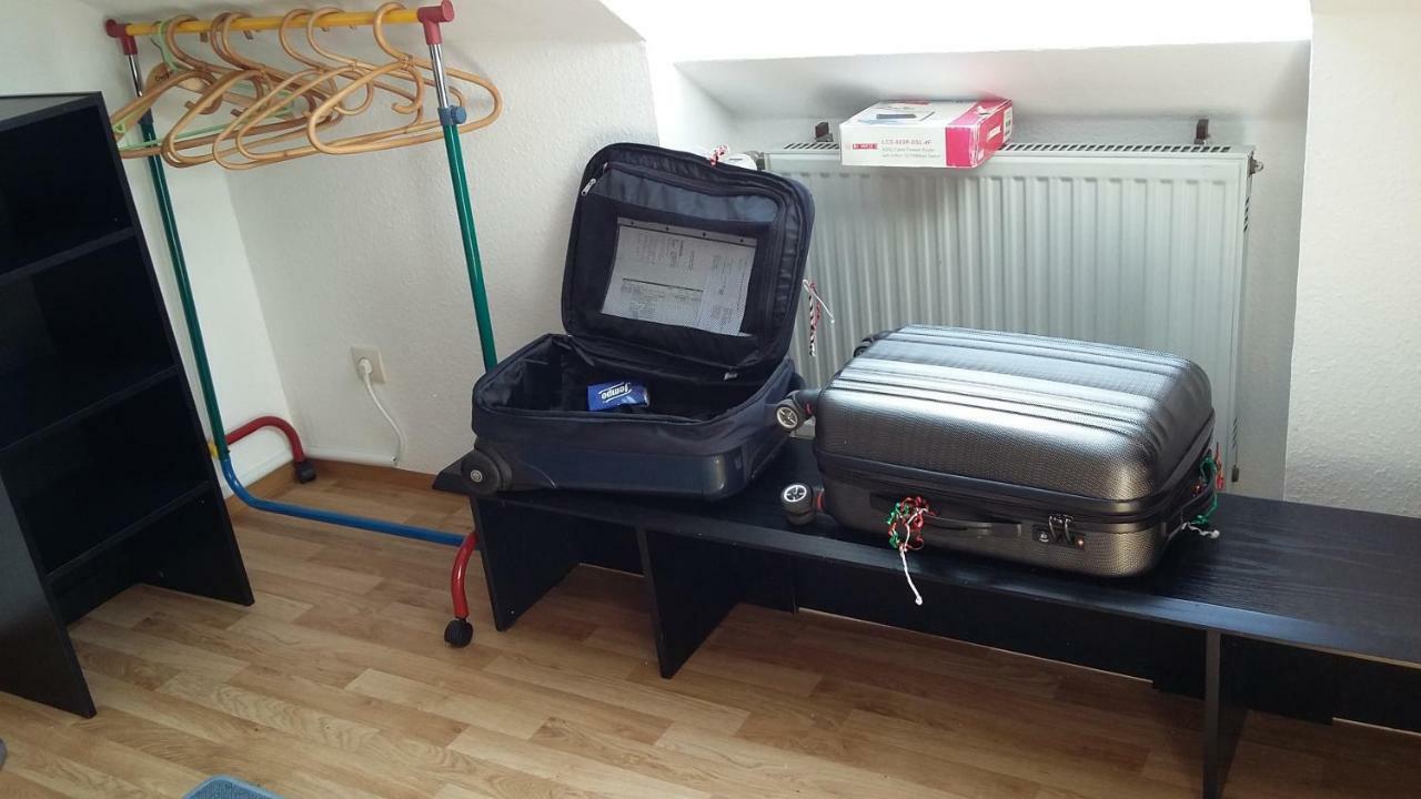 Homestay Zwei Ruhige, Private Gaestezimmer Nahe U-bahn Nuremberg